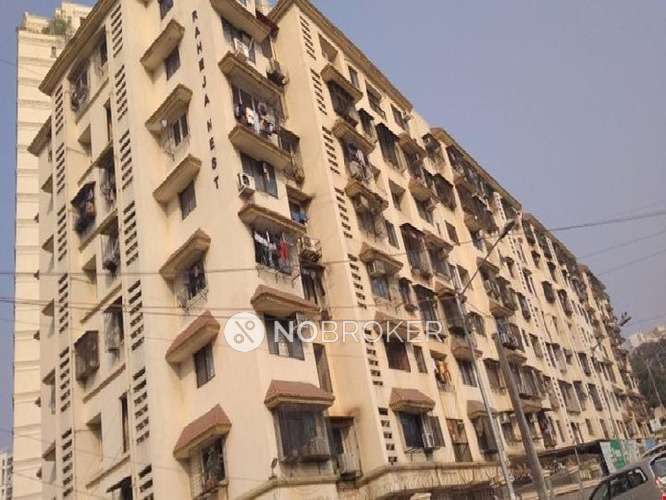 Single Room for Female In 2 BHK  In Raheja Nest Chs, Lake Homes In Powai