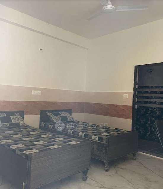 PG for Girls in Nagla Nagli Sector 134