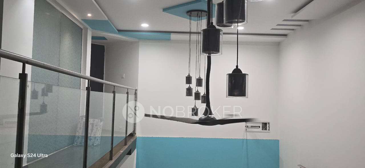 Single Room for Female In 3 BHK  In Prithvi Presidio, Hadapsar In Magarpatta Road