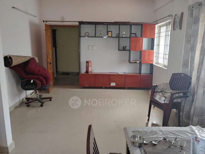 Single Room for Male In 2 BHK  In Prabhavthi Parkview In Kudlu Gate