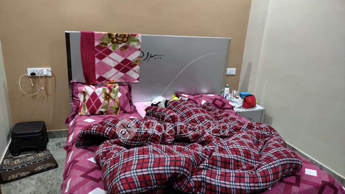 2 BHK House for Rent  In Plot No-c-1414bia11 Kh No-15, Shyam Vihar, 1112 & 1520, Ph-2, Deenpur, Shyam Vihar - Ii, Najafgarh, New Delhi, Delhi, 110043, India