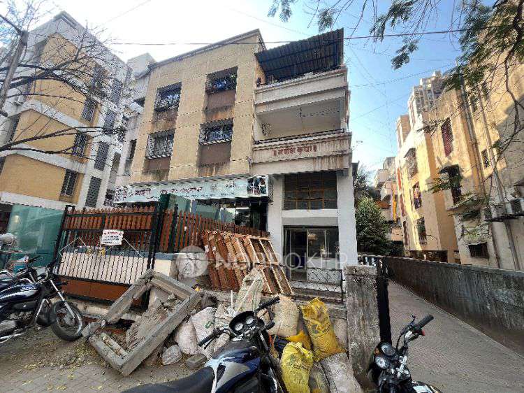 Shop in Shringeri Shankar Math, Pune for sale 