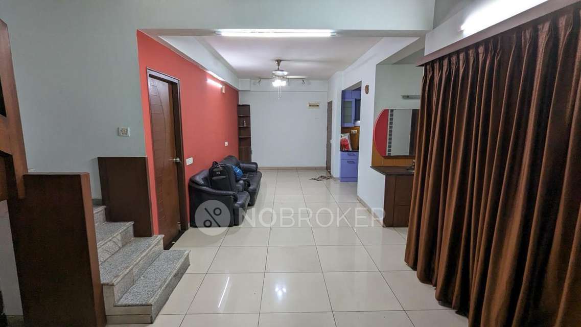 Single Room for Male In 3 BHK  In Singasandra