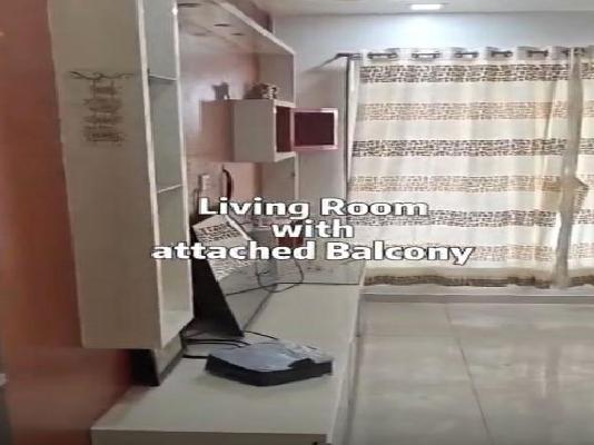 Single Room for Male In 2 BHK  In Goel Ganga Kalash, Kalas In Kalas