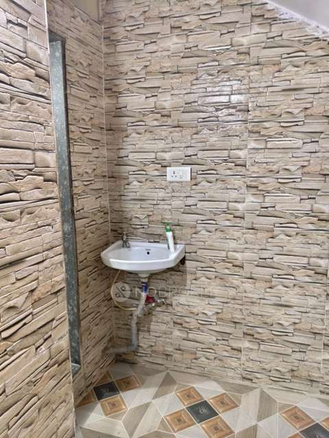 2 BHK Flat In Chaturbhuj Niwas for Rent  In Chaturbhuj Niwas, Airport Rd, Shramik Vasahat, Mohanwadi, Vishrantwadi, Pune, Maharashtra 411015, India