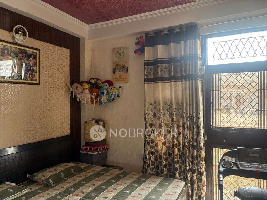 2 BHK Flat In Block B Shalimar Garden  For Sale  In Sahibabad