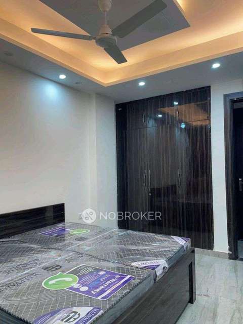 4+ BHK Flat In Apartment For Sale  In Sector 52