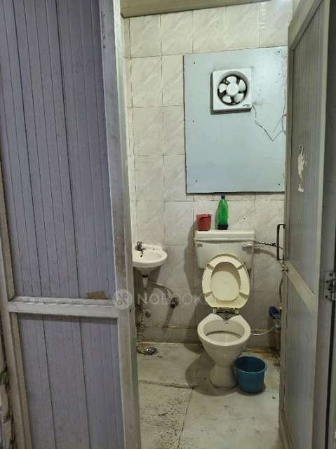 PG for Girls in Mukherjee Nagar