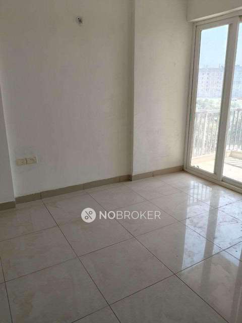 4 BHK Flat In Amrapali Heartbeat City for Rent  In Sector 107