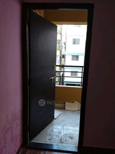 1 BHK Flat In Rohan Villa for Rent  In Manjri Bk
