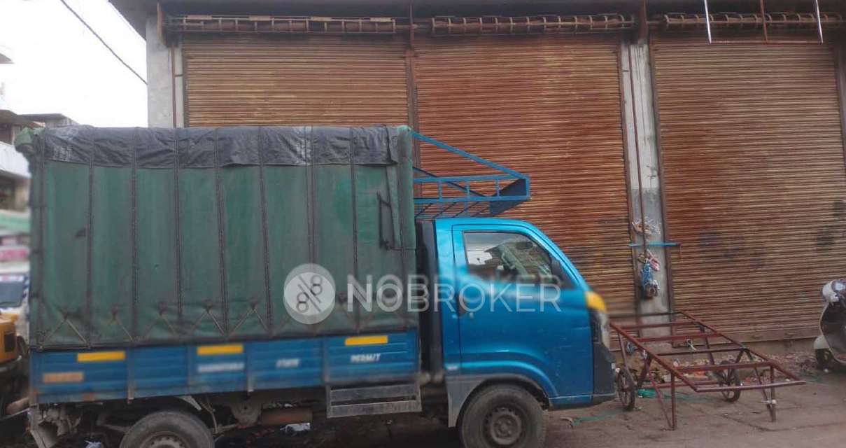 Shop in Kalasipalya, Bangalore for sale 