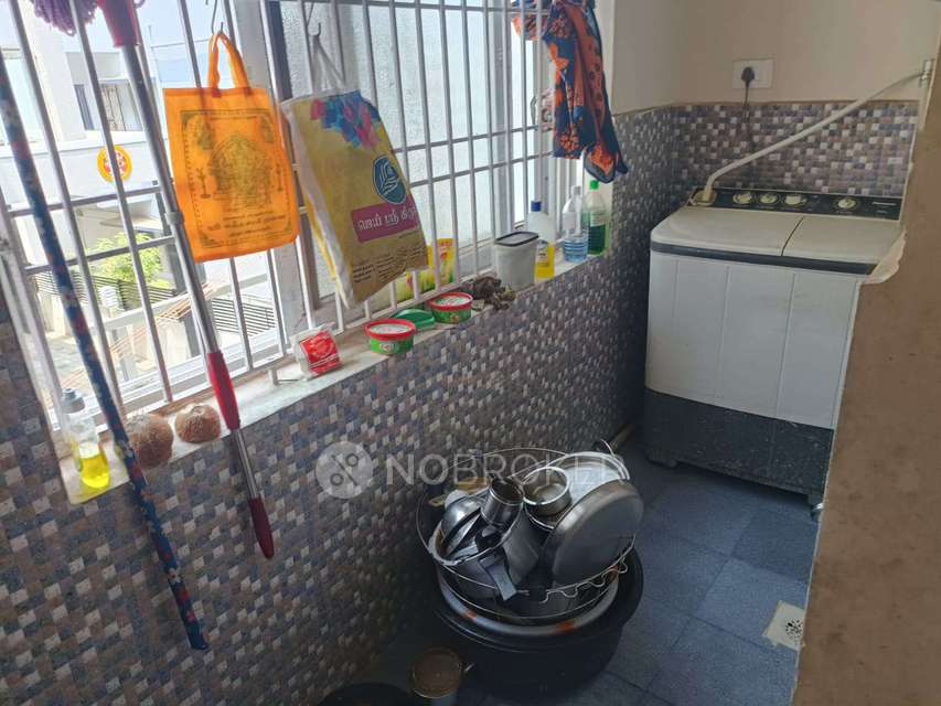 4 BHK Flat In Krishna Nivas, Ambattur For Sale  In Vijayalakshmi Puram