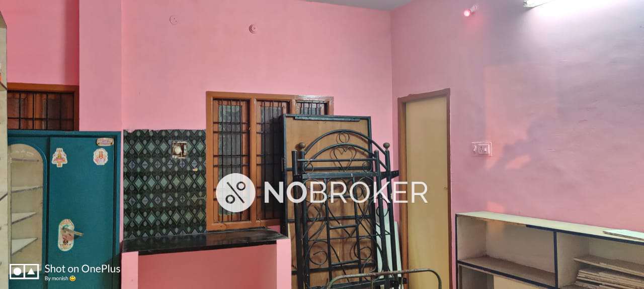 PG for Boys in  New Perungalathur,