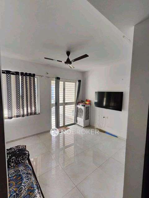 1 BHK Flat In Padmavati Lakeshore for Rent  In Tathawade