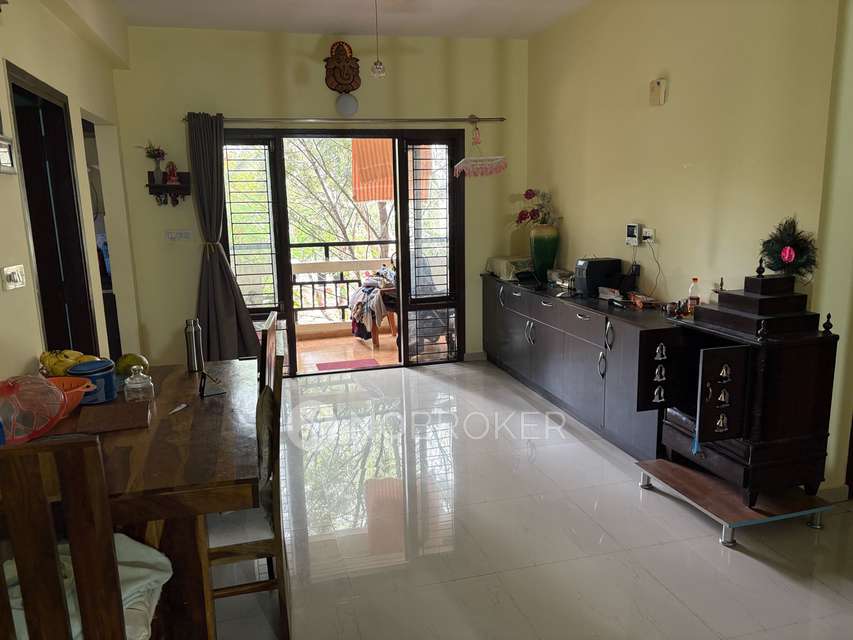 Single Room for Male In 3 BHK  In New Heaven, Doddanekkundi In Marathahalli