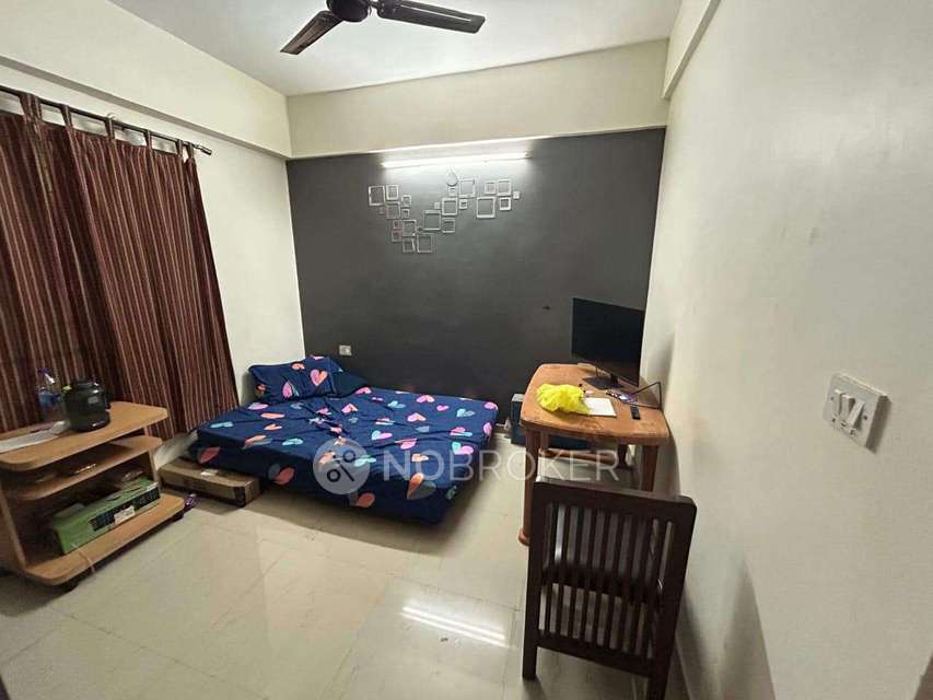 Single Room for Male In 3 BHK  In New Heaven, Doddanekkundi In Marathahalli