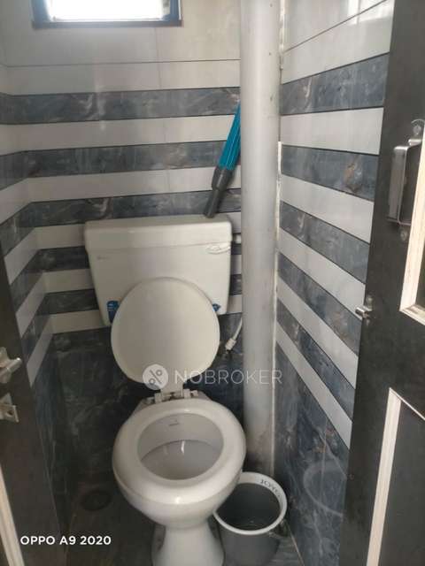 Shared Room for Female In 1 BHK  In Swargate