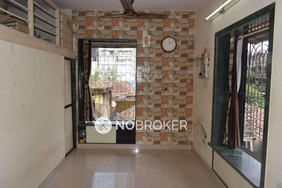 1 RK Flat In Vinayak Sadan For Sale  In Lower Parel