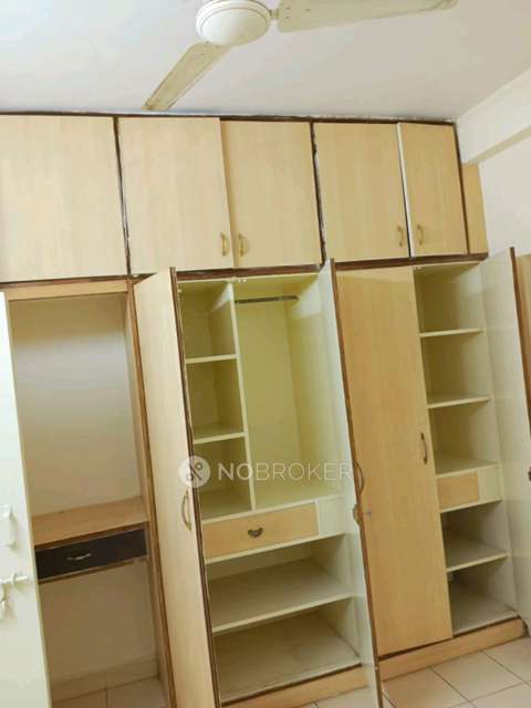 2 BHK Flat In Smr Vinay Estate For Sale  In Banaswadi