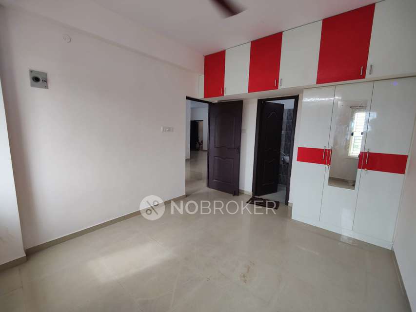 3 BHK Flat In Santha Towers, Paruthippattu for Rent  In Santha Towers