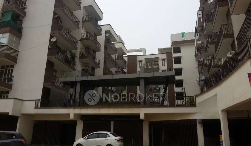 1 BHK Flat In Akvs Surya Heights For Sale  In Chipiyana Buzurg