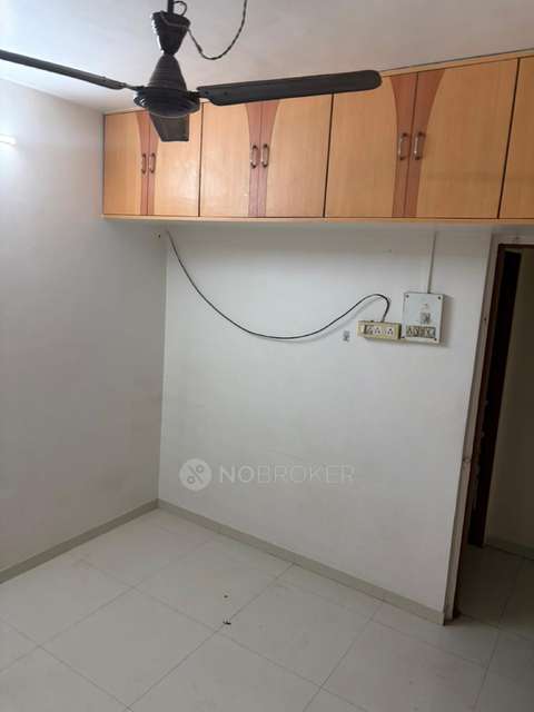 2 BHK Flat In Vardhman Township Hadapsar for Rent  In Vardhaman Township