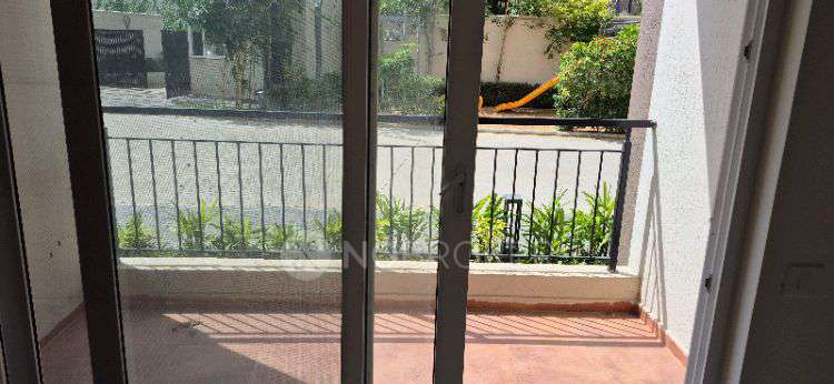 3 BHK Flat In Land Capital Calista for Rent  In Land Capital Calista