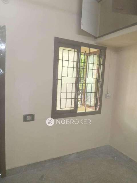 2 BHK Flat In Senthoor Apartments, Vadapalani For Sale  In Vadapalani