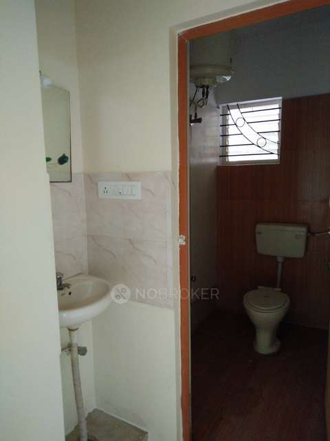 2 BHK Flat In Capsicon Enclave, Dasarahalli For Sale  In 123, 1st Cross Rd, Prasara Bharathi Layout, Thanisandra, Bengaluru, Byatarayanapura Cmc And Og Part, Karnataka 560045, India