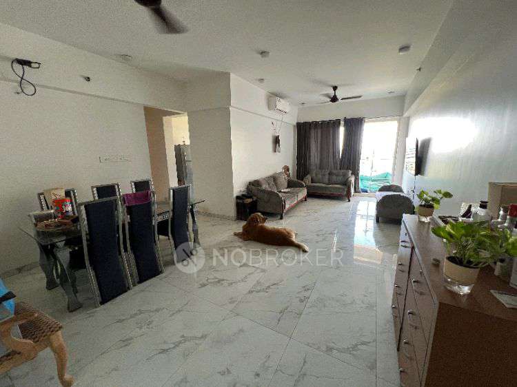 Single Room for Male In 3 BHK  In Raheja Exotica In Malad West