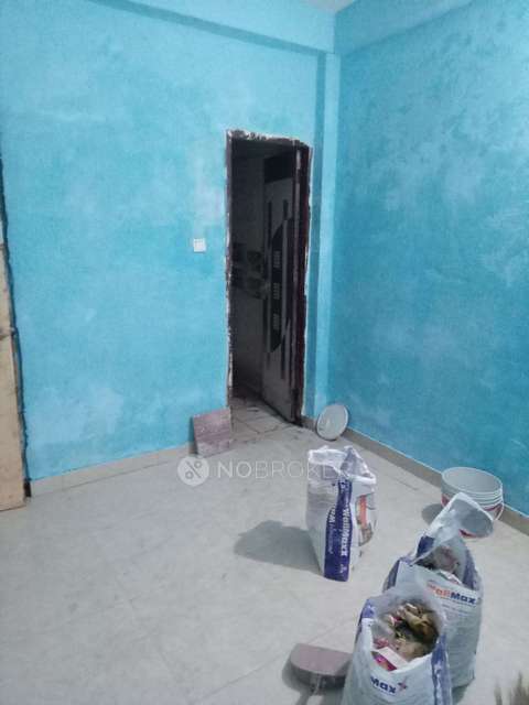 1 BHK Flat In Apartment  for Rent  In Hazipur, Sector 104