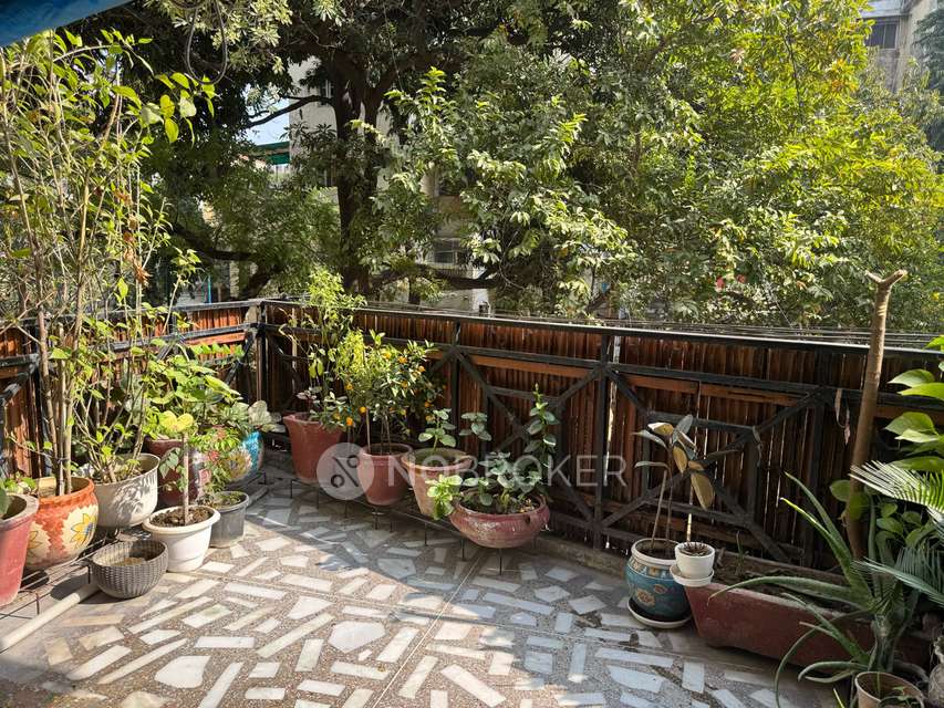 3 BHK Flat In Masjid Moth Rwa Dda Flats For Sale  In Greater Kailash I