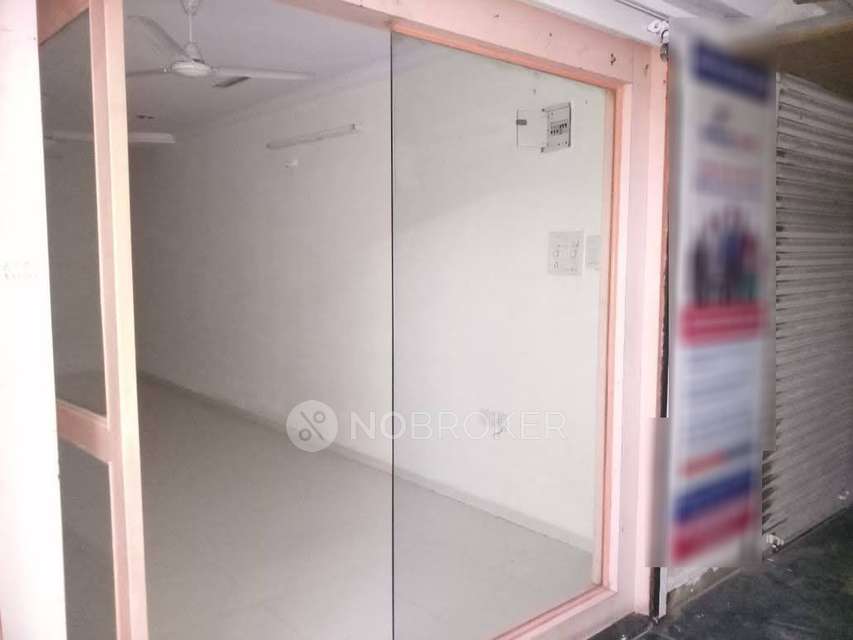 Shop in Karve, Pune for Rent 