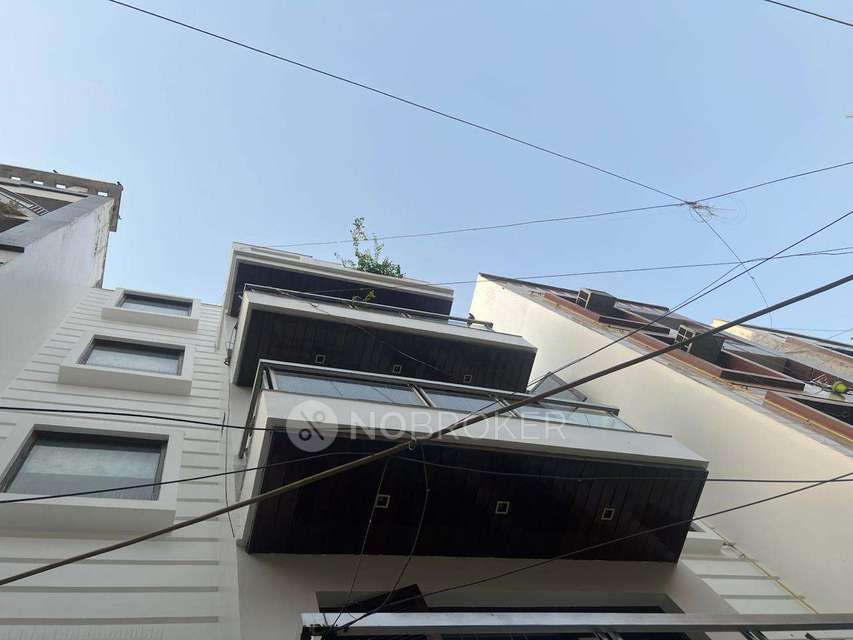 4+ BHK House For Sale  In Krishna Nagar