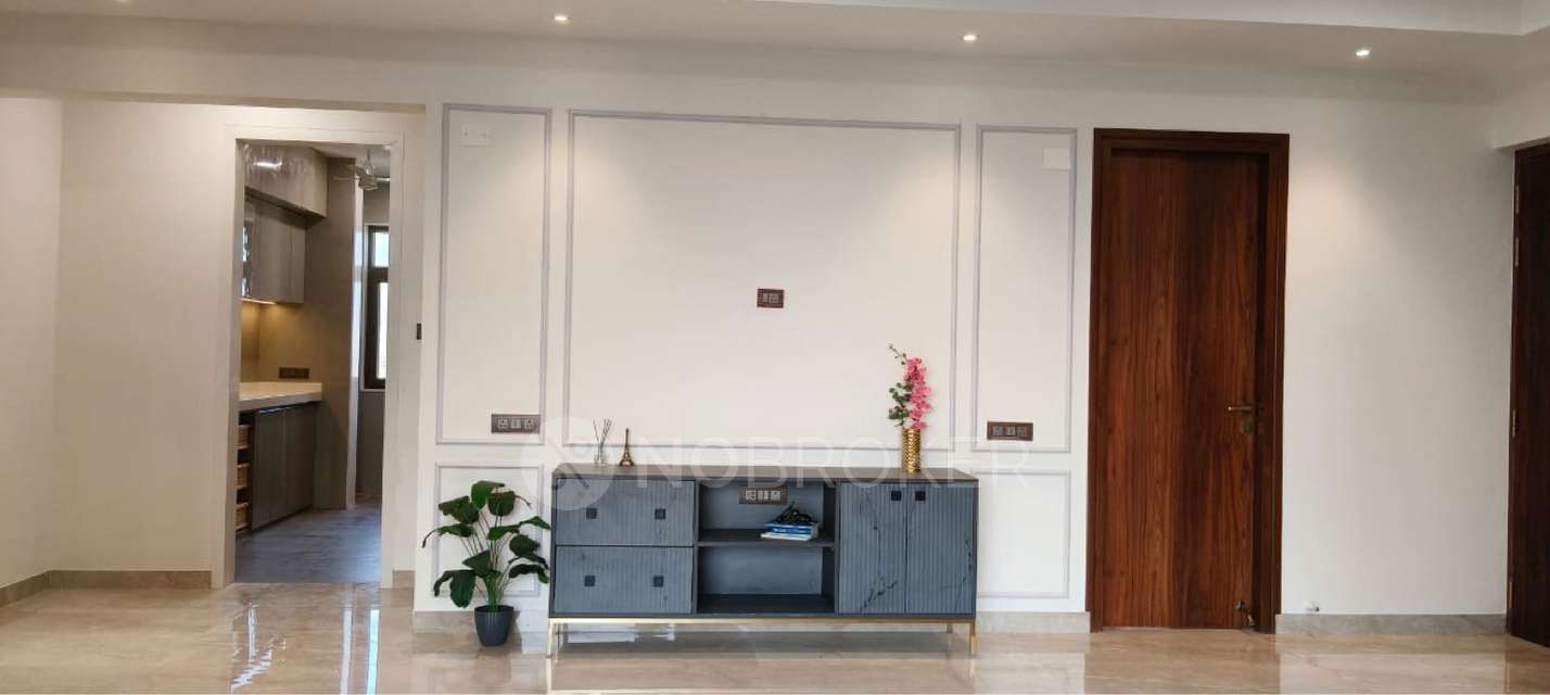 3 BHK Flat In Oshiwara for Lease  In Oshiwara Mhada Complex