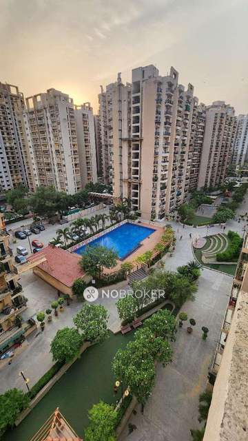 2 BHK Flat In Gaur City 1 For Sale  In Sector 4