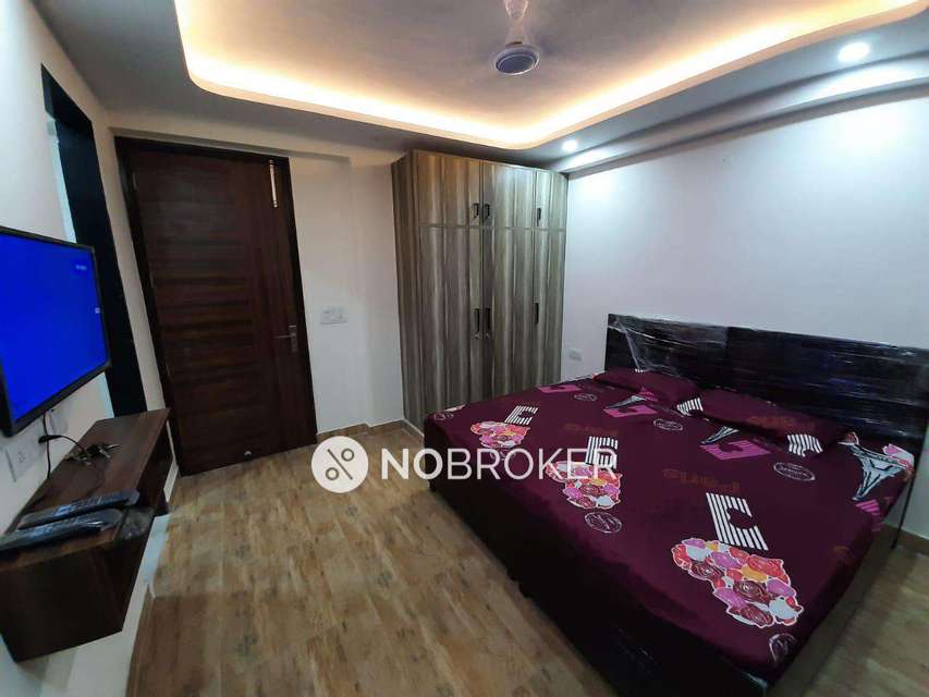 2 BHK Flat In Standalone Building  for Rent  In Sector 51