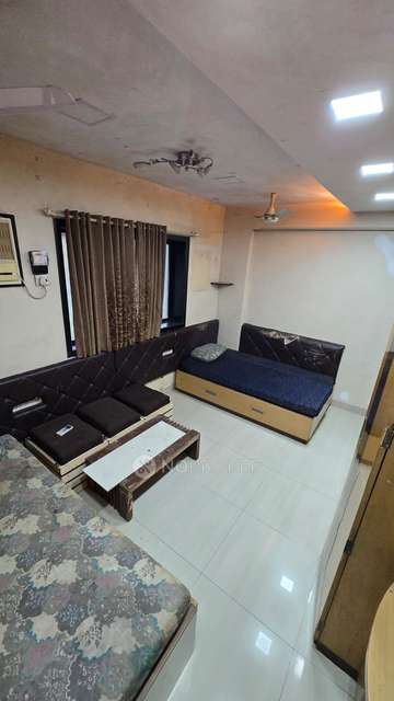 2 BHK Flat In Railwaymens Apna Ghar Chs, Jogeshwari East for Rent  In Jogeshwari East