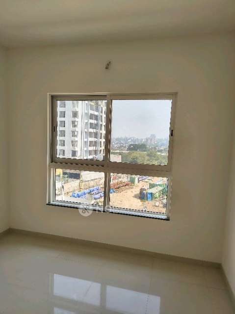 2 BHK Flat In Raheja Sterling for Rent  In Tribeca Highstreet