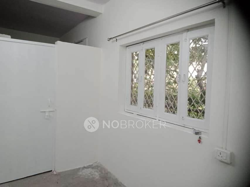 1 RK Flat In Dda Flats Pocket 4, Mayur Vihar 1, New Delhi for Rent  In Mayur Vihar 1, New Delhi