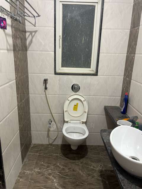 2 BHK Flat In Ravinanda Skylights for Rent  In Wagholi