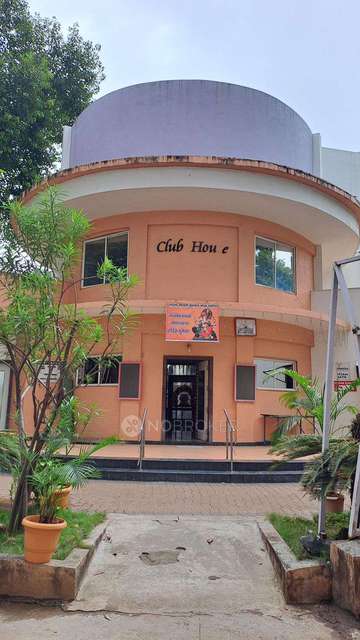 Shared Room for Female In 3 BHK  In Regulus In Balewadi