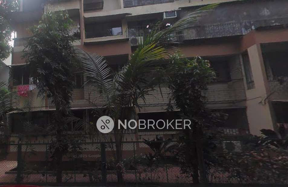 2 BHK Flat In Golden Chariot Chs for Rent  In Andheri West