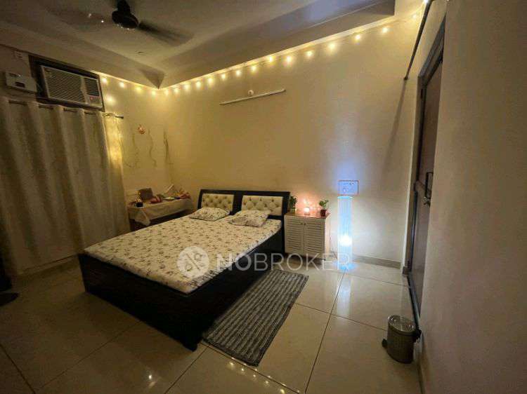 Single Room for Female In 4 BHK  In 460, Block A, Block B, Sector 56, Gurugram, Haryana 122011, India