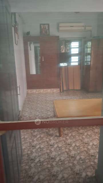 2 BHK House for Rent  In Giri Street, Gokulam Colony, Ramakrishnapuram, West Mambalam, Chennai, Tamil Nadu, India