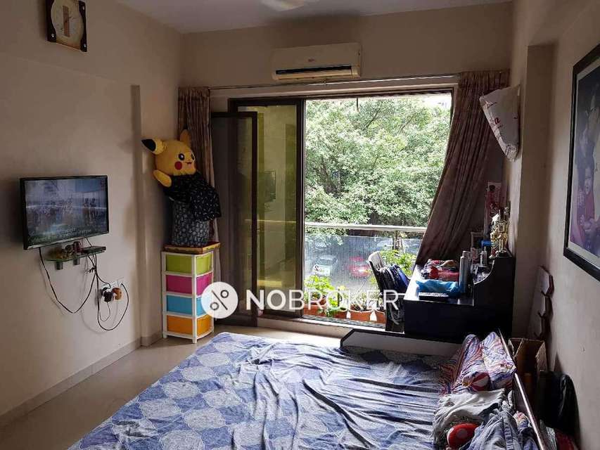 2 BHK Flat In Veena Saaz for Rent  In Kandivali East