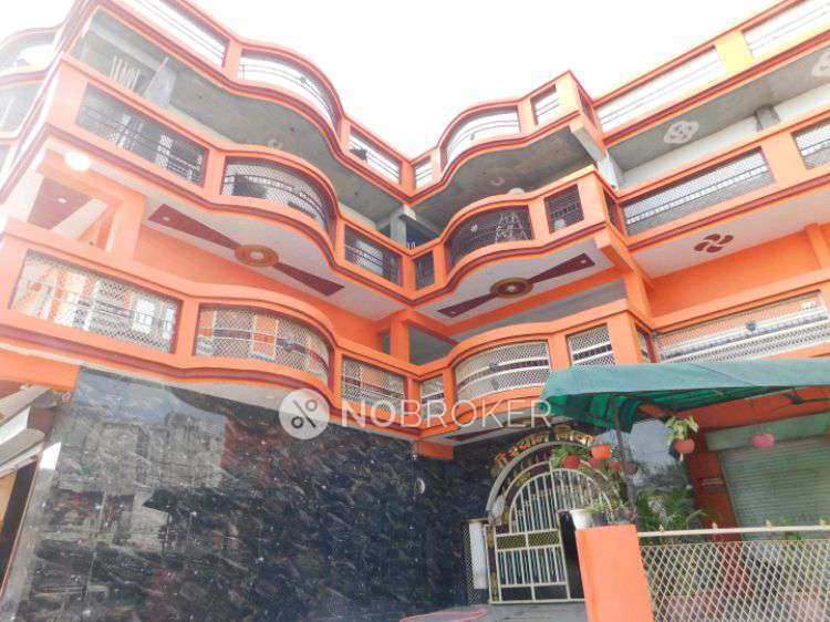 1 RK Flat In Apartment for Rent  In Sector 134
