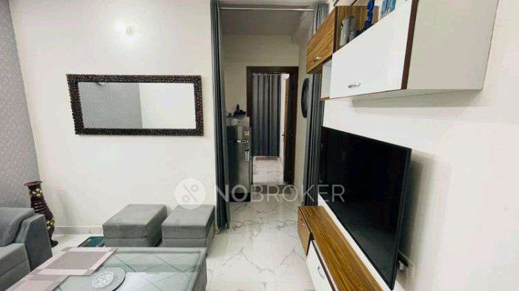 1 BHK Flat In Sunshine Tower For Sale  In Sector 105