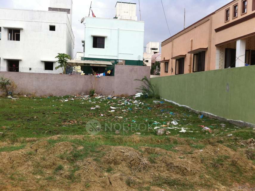 Plot For Sale  In Siruniam