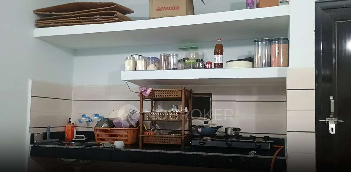 Single Room for Female In 1 RK  In F9wq+cr3, Wazidpur Rd, Wazidpur, Sector 130, Noida, Bajidpur, Uttar Pradesh 201304, India